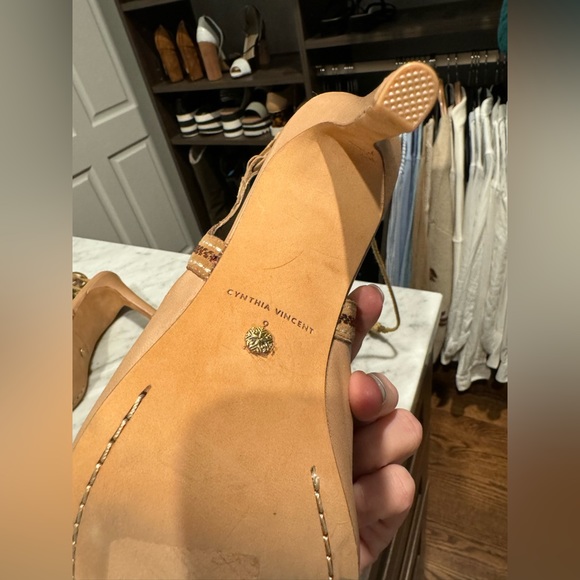 Cynthia Vincent stiletto booties - Picture 5 of 5